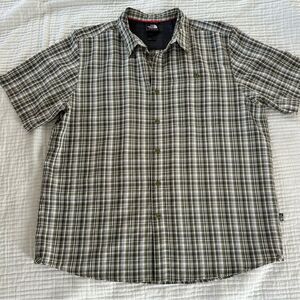 The North Face Mens Green Plaid Short Sleeve Button-Down Shirt Size Extra Large